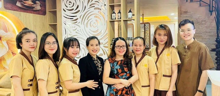 spa trị mụn quận 2 nổi tiếng