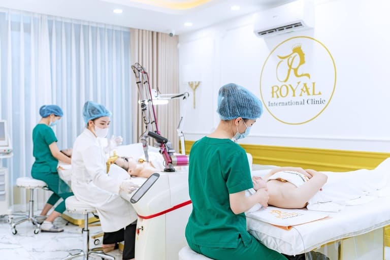 spa trị mụn tân phú