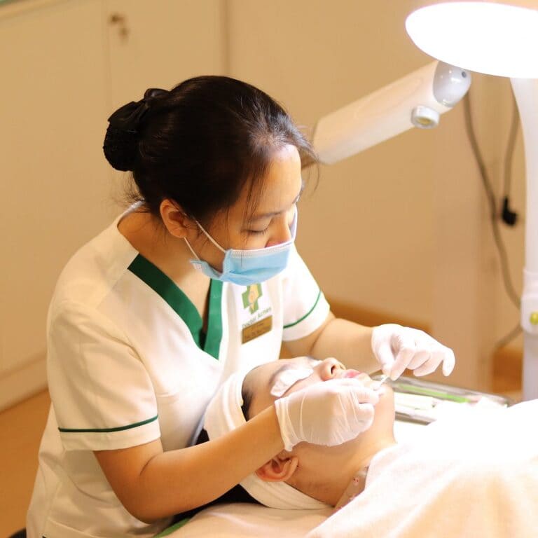 spa trị mụn ở tphcm