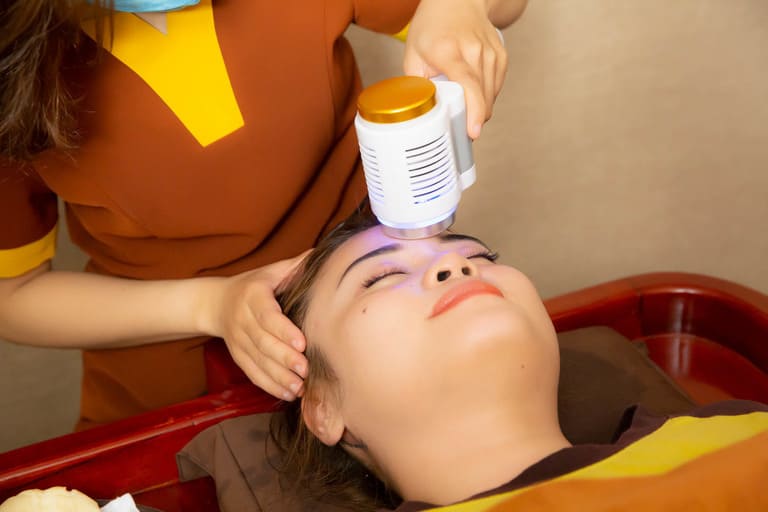 các phương pháp trị thâm mụn an toàn