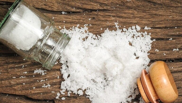 cách trị vết đỏ sau khi nặn mụn an tòan