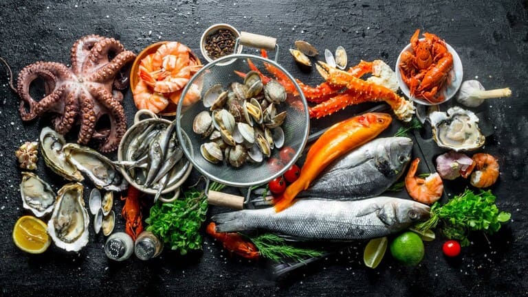 nặn mụn không nên ăn gì