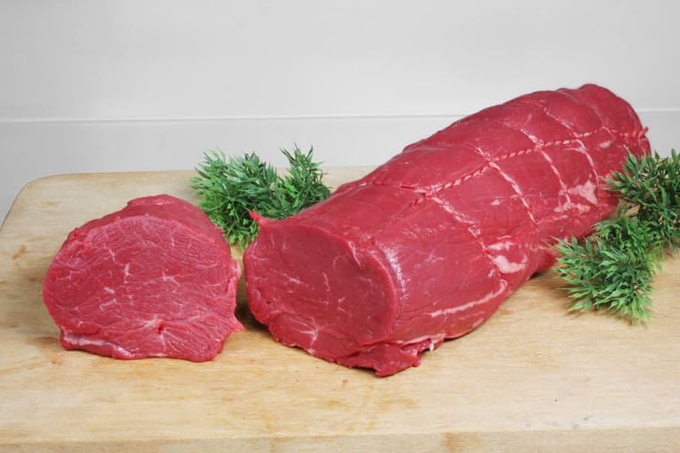 mới nặn mụn không nên ăn gì