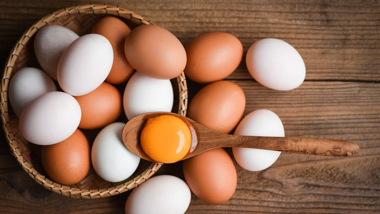 mới nặn mụn không nên ăn gì để đẹp da