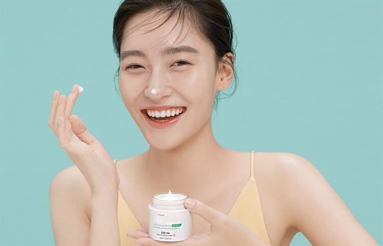 sau sinh nặn có mụn được không